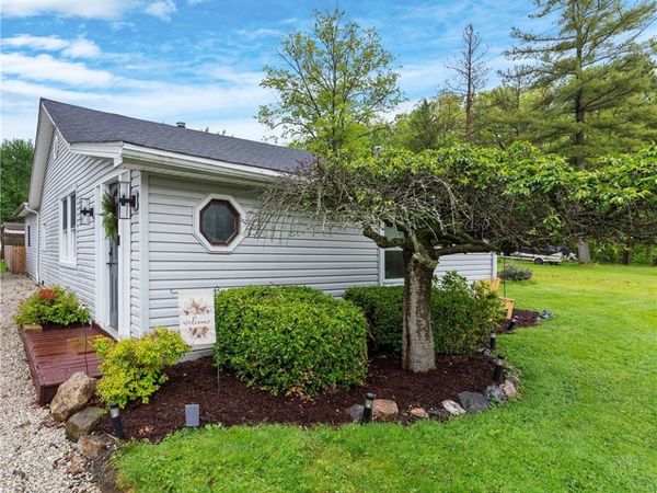 259 River Road , Lake Milton, OH 44429
