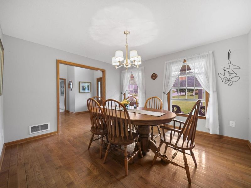 525 Gleneagles Drive, Newark, OH 43055 Photo 10