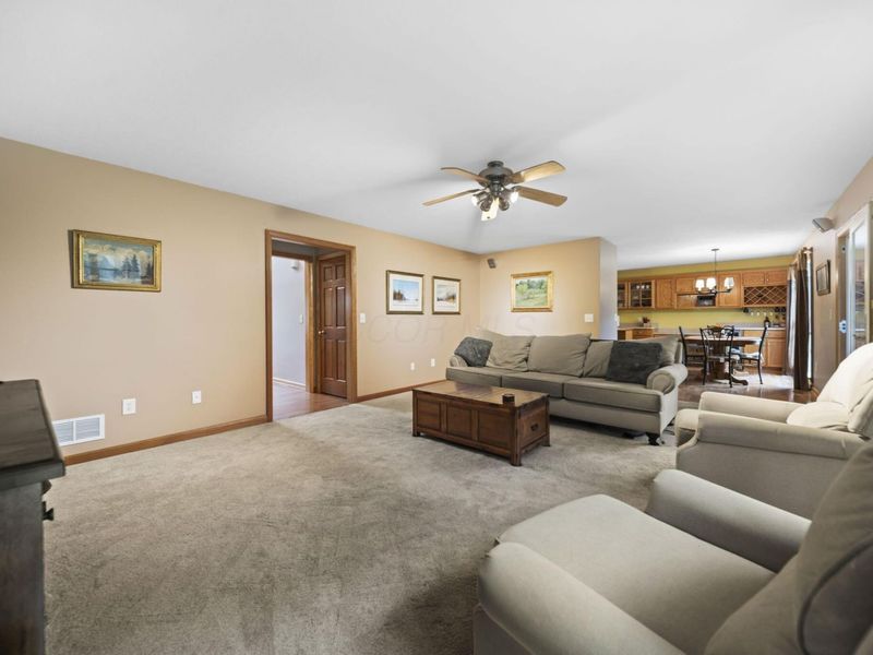 525 Gleneagles Drive, Newark, OH 43055 Photo 13