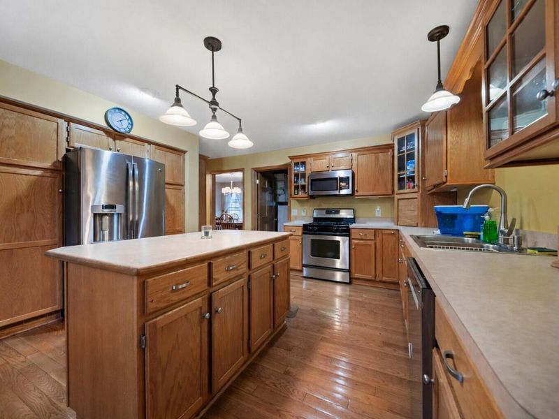 525 Gleneagles Drive, Newark, OH 43055 Photo 5