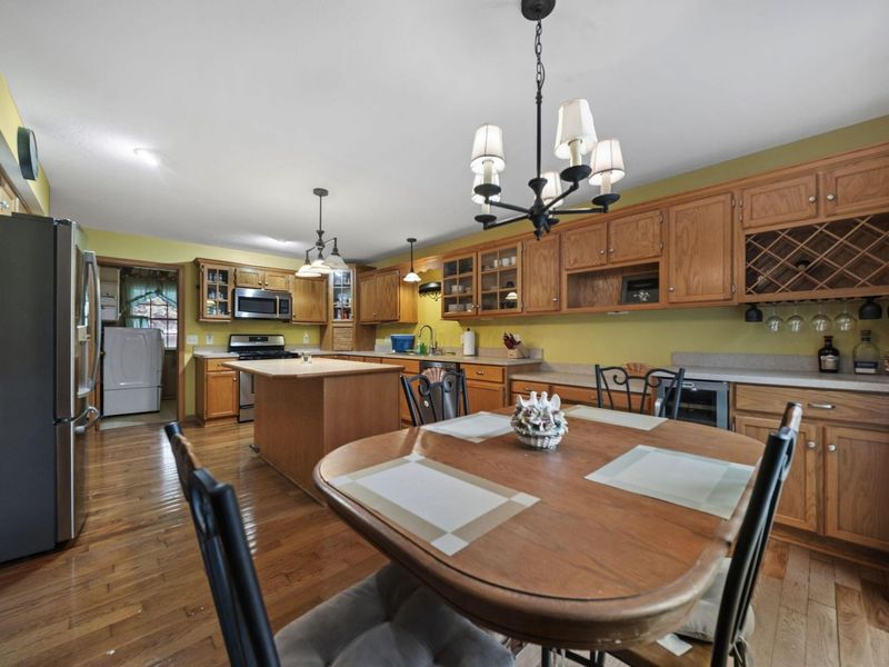 525 Gleneagles Drive, Newark, OH 43055 Photo 7