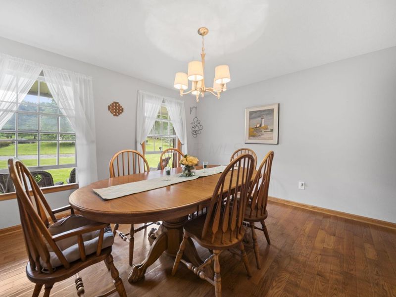 525 Gleneagles Drive, Newark, OH 43055 Photo 9