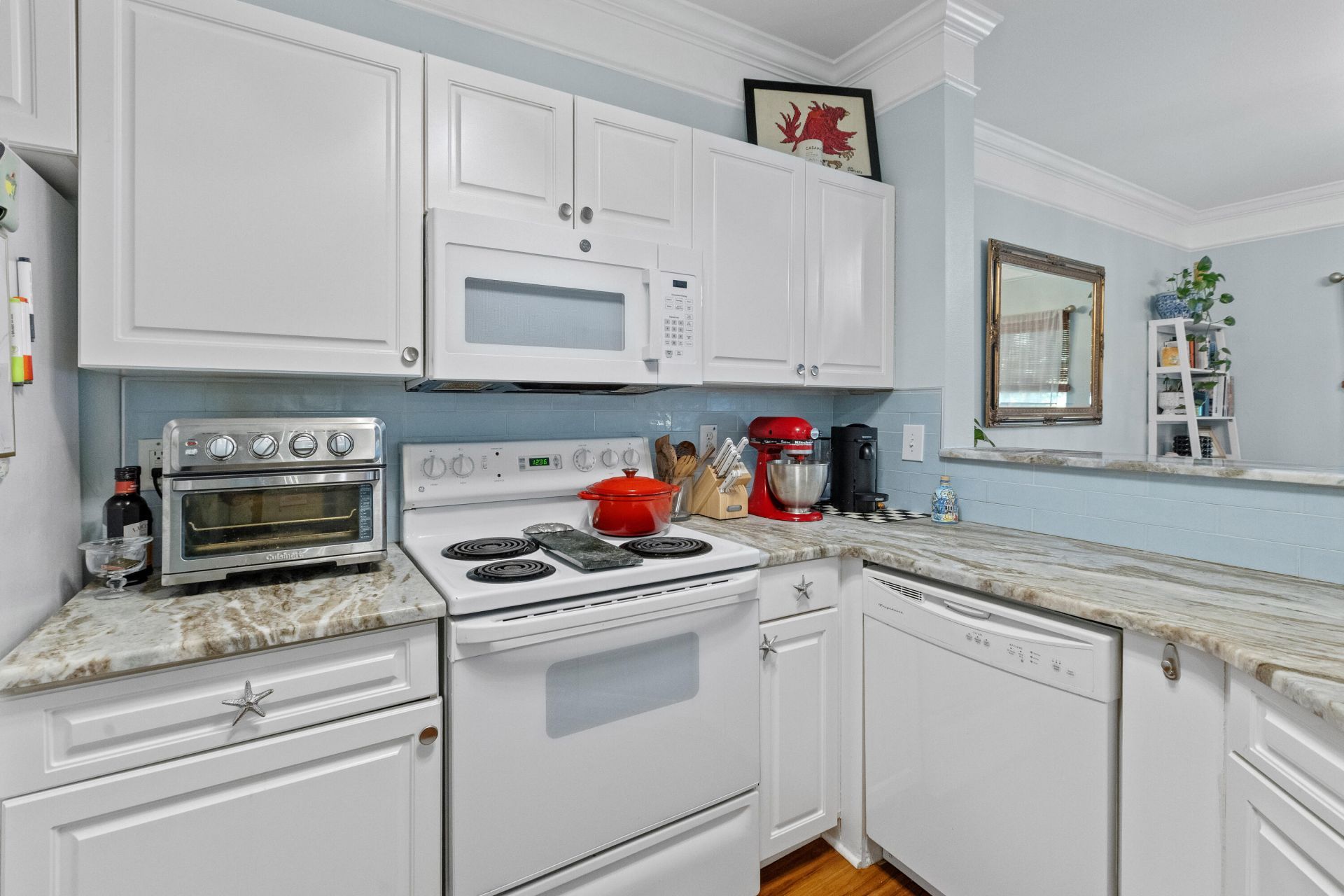 2216 Telfair Way Photo 14