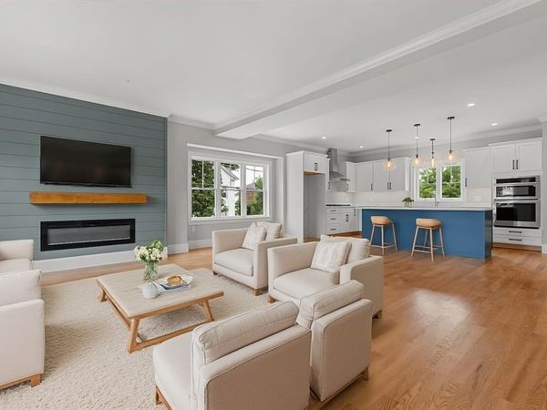 22 Pleasant Street, Unit E, Mansfield, MA 02048