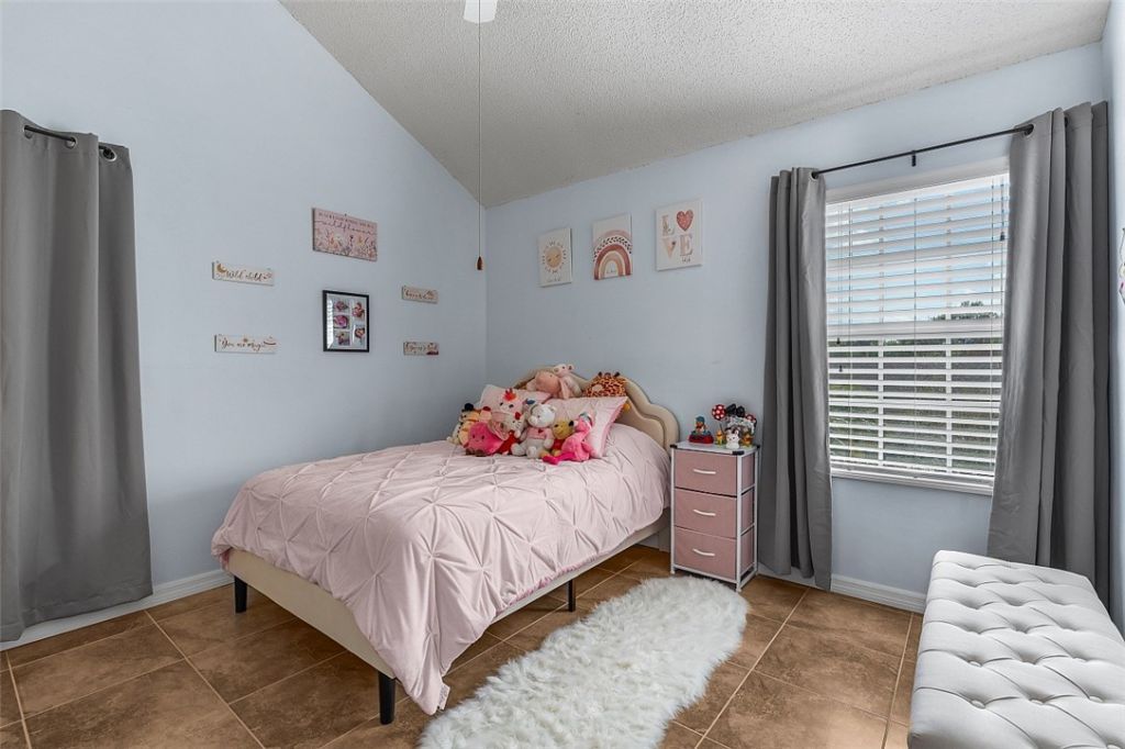 1965 Westminster Circle, Unit 6, Vero Beach, FL 32966 Photo