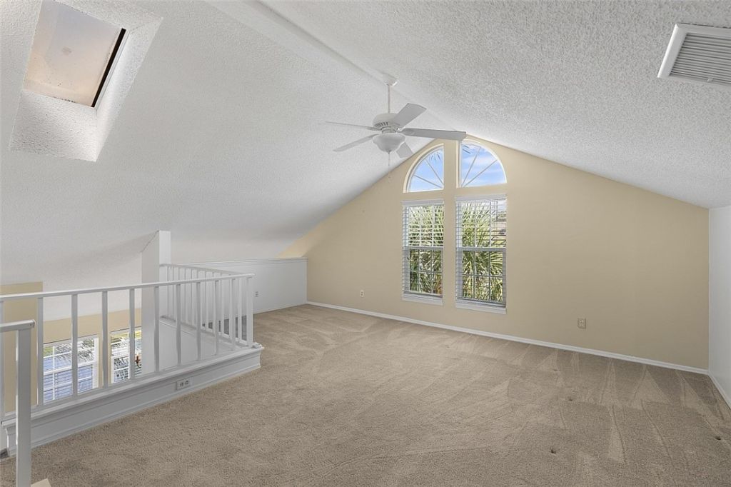 1965 Westminster Circle, Unit 6, Vero Beach, FL 32966 Photo