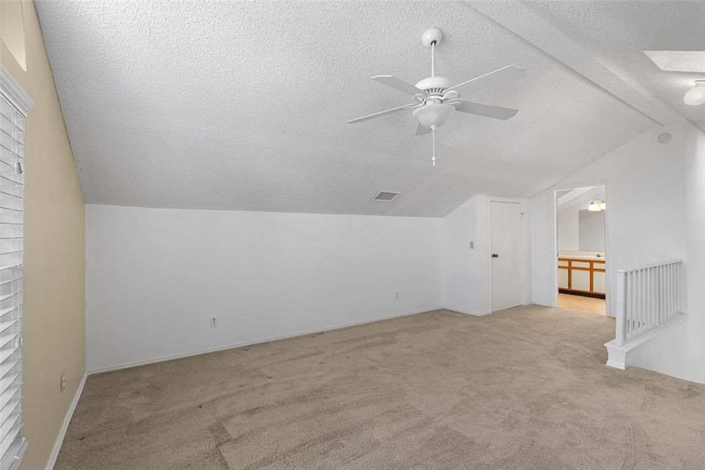 1965 Westminster Circle, Unit 6, Vero Beach, FL 32966 Photo
