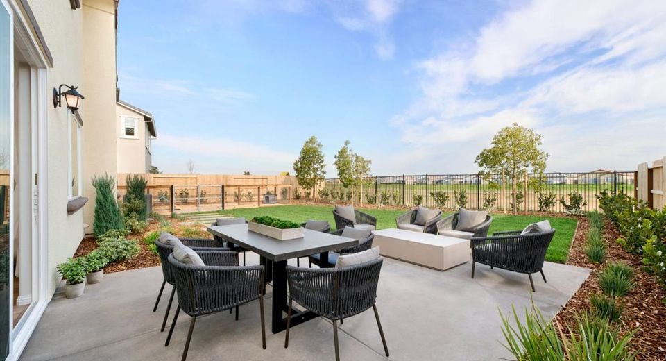 2797 Nicole Gee Dr, Roseville, CA 95747 Photo