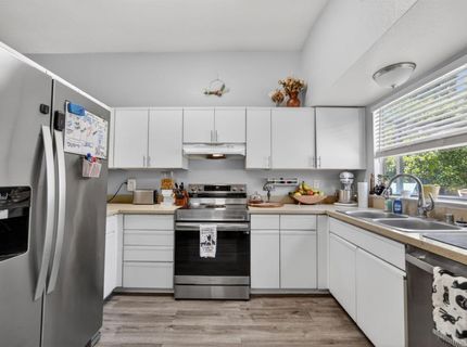 137 Majorca Cir, Sacramento, CA 95823 Photo