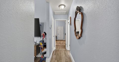 137 Majorca Cir, Sacramento, CA 95823 Photo