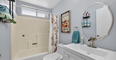 137 Majorca Cir, Sacramento, CA 95823 Photo