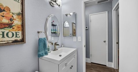 137 Majorca Cir, Sacramento, CA 95823 Photo