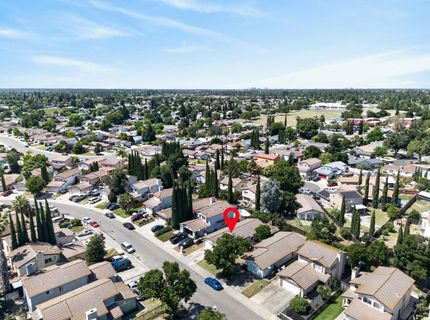 137 Majorca Cir, Sacramento, CA 95823 Photo
