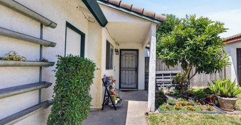137 Majorca Cir, Sacramento, CA 95823 Photo