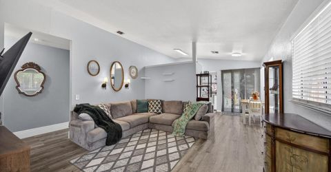137 Majorca Cir, Sacramento, CA 95823 Photo
