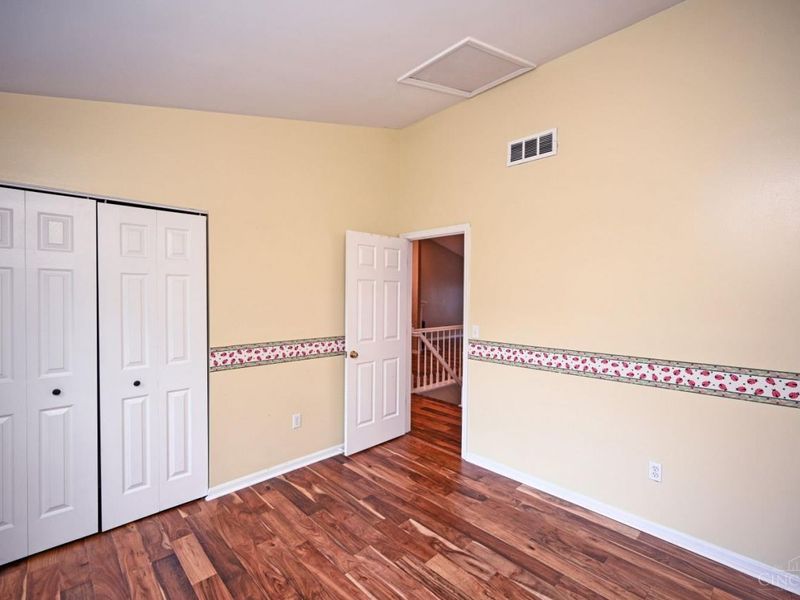 5461 Hanover Circle, Cincinnati, OH 45230 Photo 23