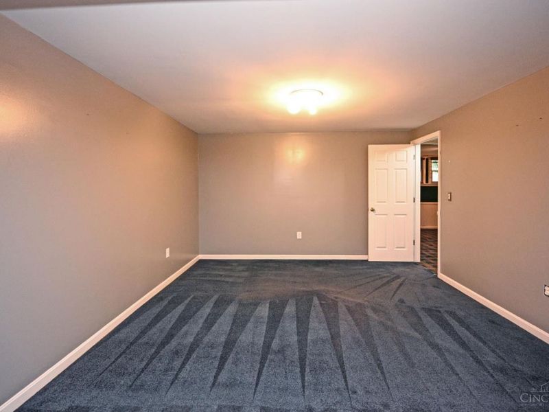 5461 Hanover Circle, Cincinnati, OH 45230 Photo 30