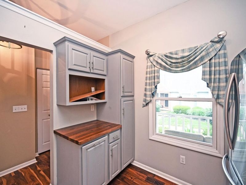 5461 Hanover Circle, Cincinnati, OH 45230 Photo 6