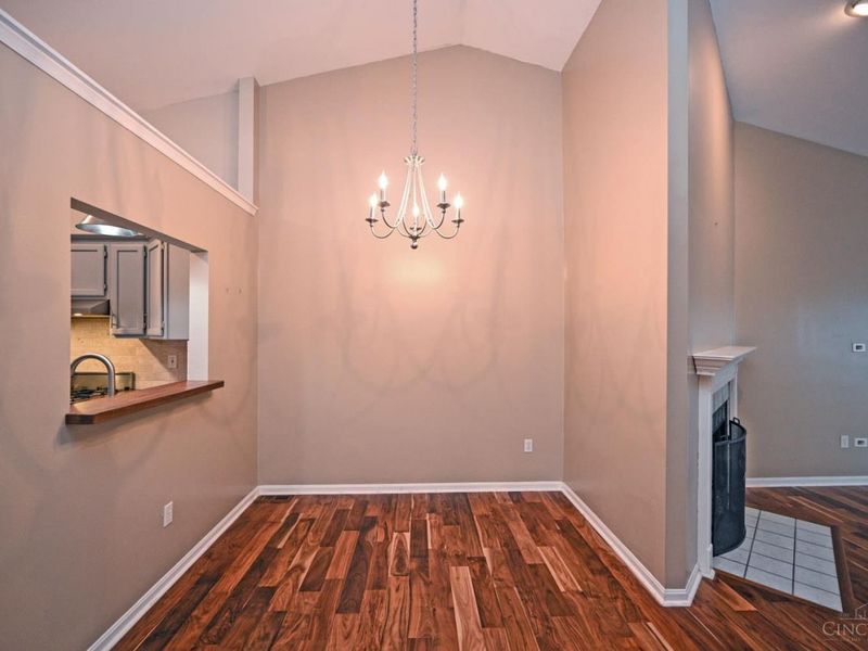 5461 Hanover Circle, Cincinnati, OH 45230 Photo 9