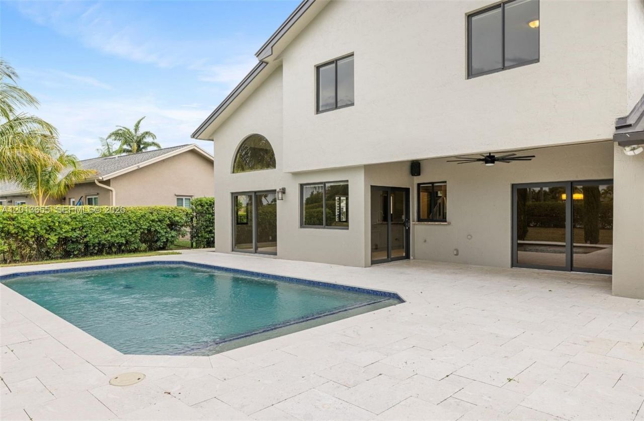 19811 NW 8th St, Pembroke Pines, FL 33029 Photo