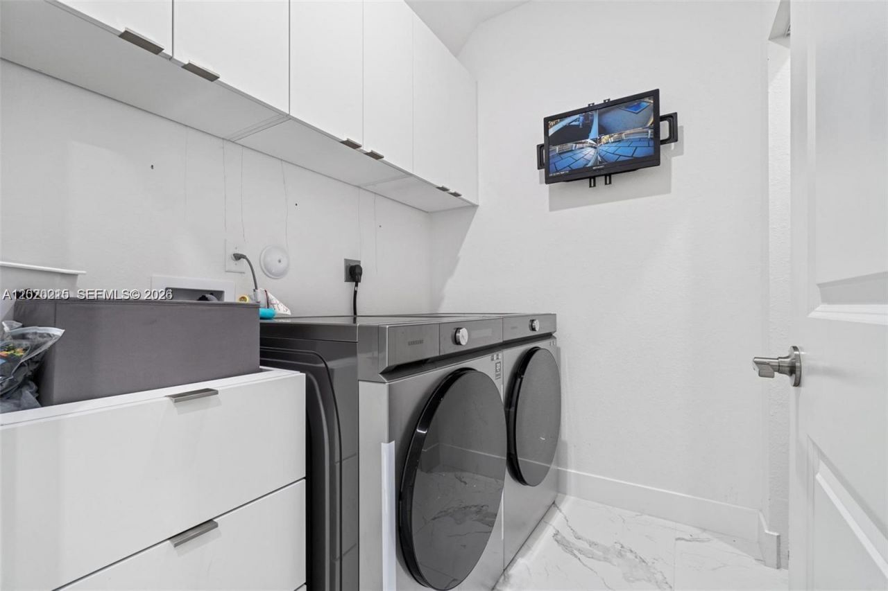 13305 SW 190th Ter, Unit 13305, Miami, FL 33177 Photo