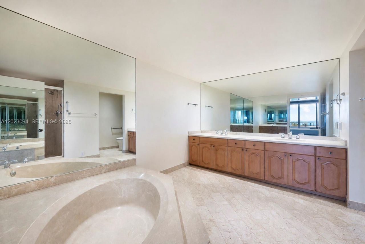 11113 Biscayne Blvd, Unit 751, Miami, FL 33181 Photo