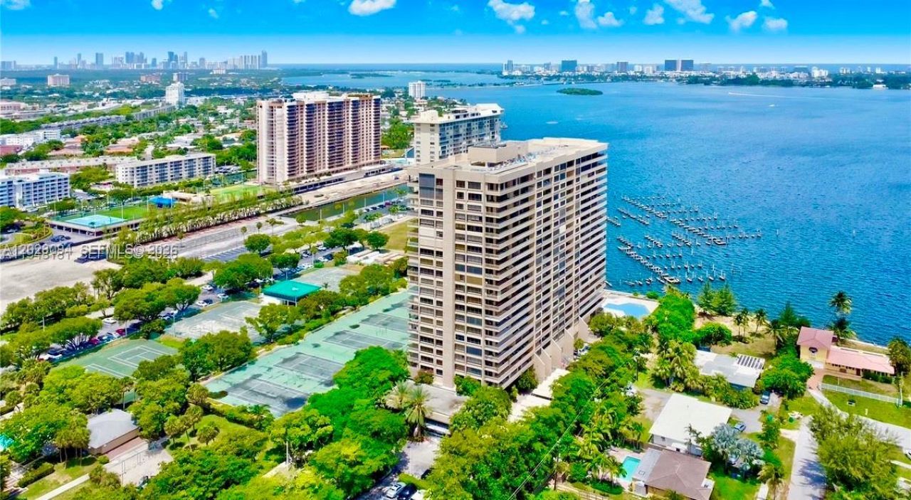 11113 Biscayne Blvd, Unit 751, Miami, FL 33181 Photo