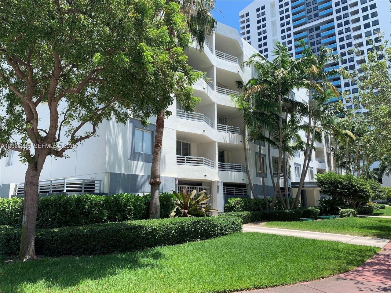 1401 Bay Rd , Unit 312, Miami Beach, FL 33139 Photo