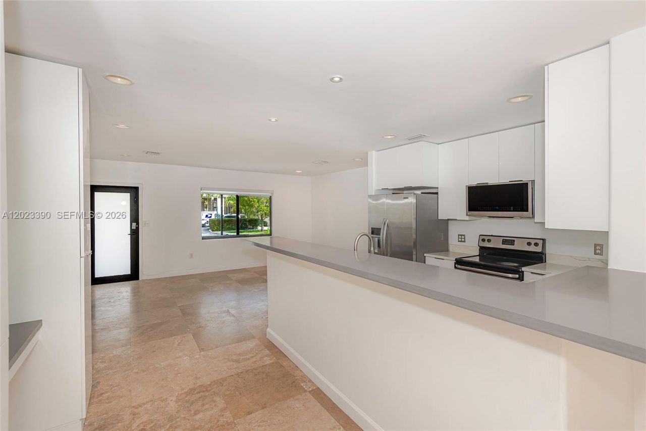 344 Payne Dr, Miami Springs, FL 33166 Photo