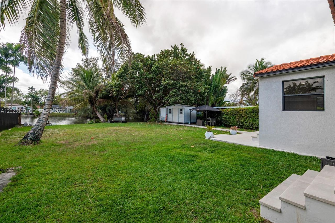 344 Payne Dr, Miami Springs, FL 33166 Photo