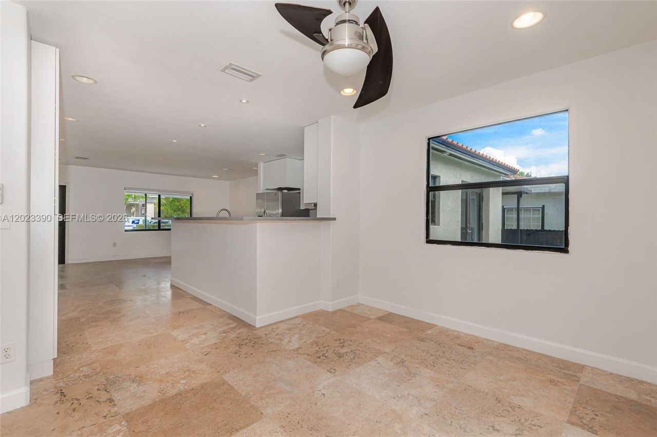 344 Payne Dr, Miami Springs, FL 33166 Photo