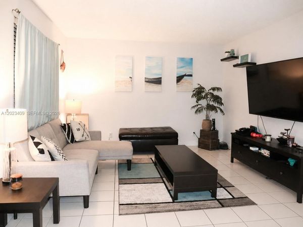 500 NE 2nd St, Unit 115, Dania Beach, FL 33004