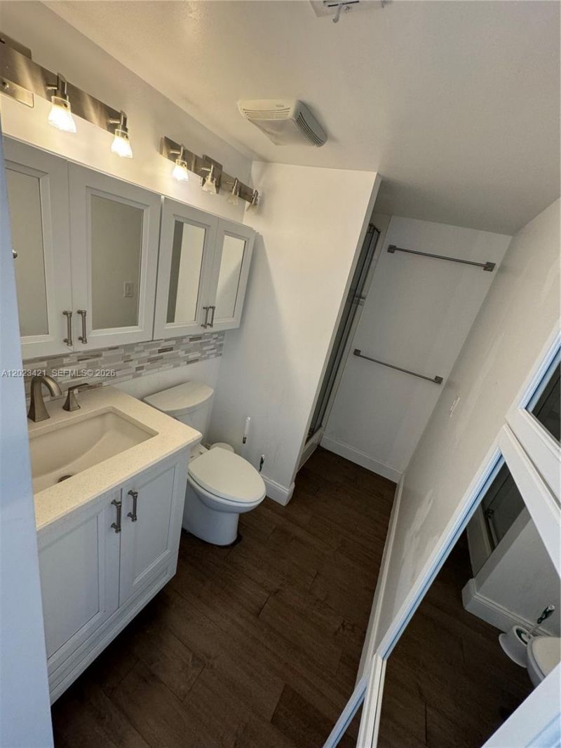 1020 Meridian Ave, Unit 510, Miami Beach, FL 33139 Photo