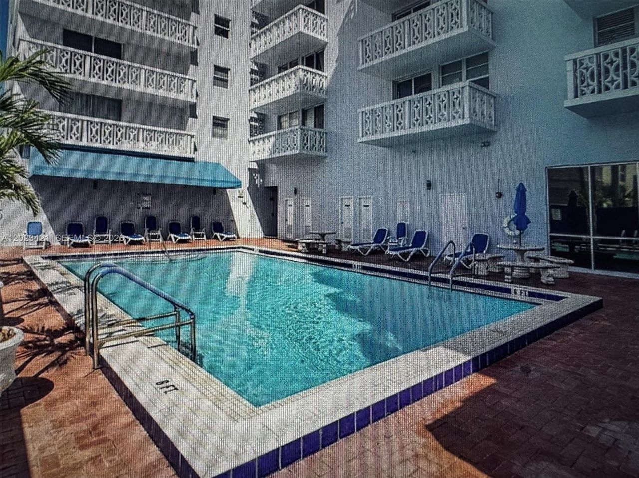 1020 Meridian Ave, Unit 510, Miami Beach, FL 33139 Photo