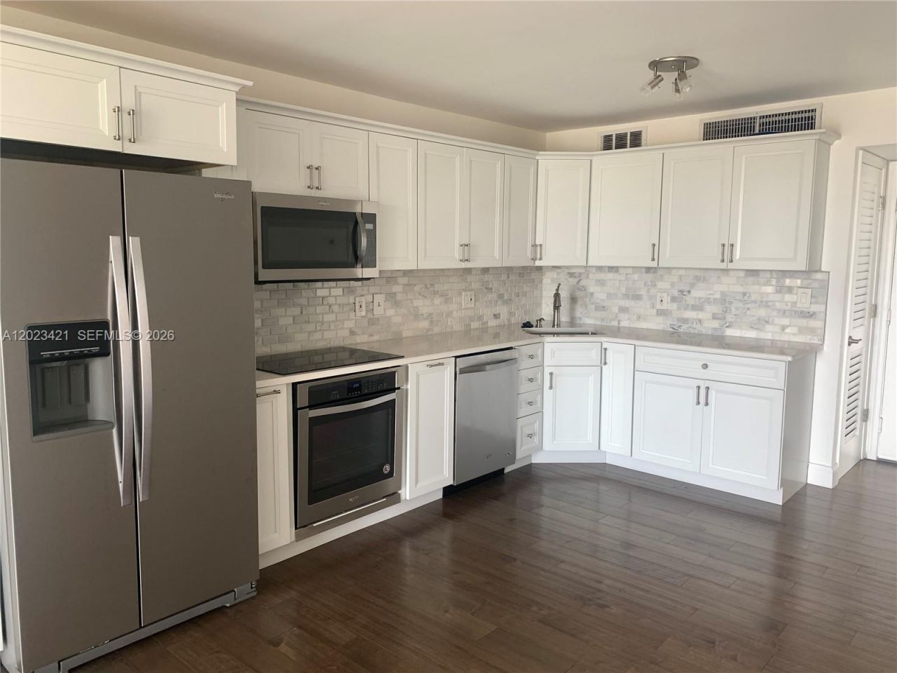 1020 Meridian Ave, Unit 510, Miami Beach, FL 33139 Photo