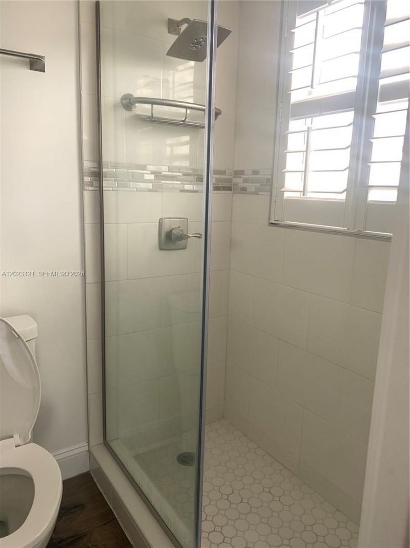 1020 Meridian Ave, Unit 510, Miami Beach, FL 33139 Photo