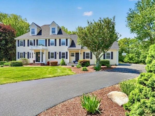 22 Nardone Circle, Abington, MA 02351