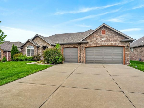 4844 S Farm Rd 131 , Springfield, MO 65810
