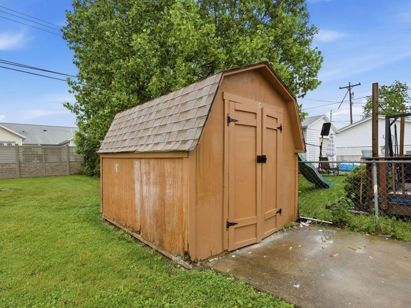 325 Gruen Drive, Springfield, OH 45505 Photo 35