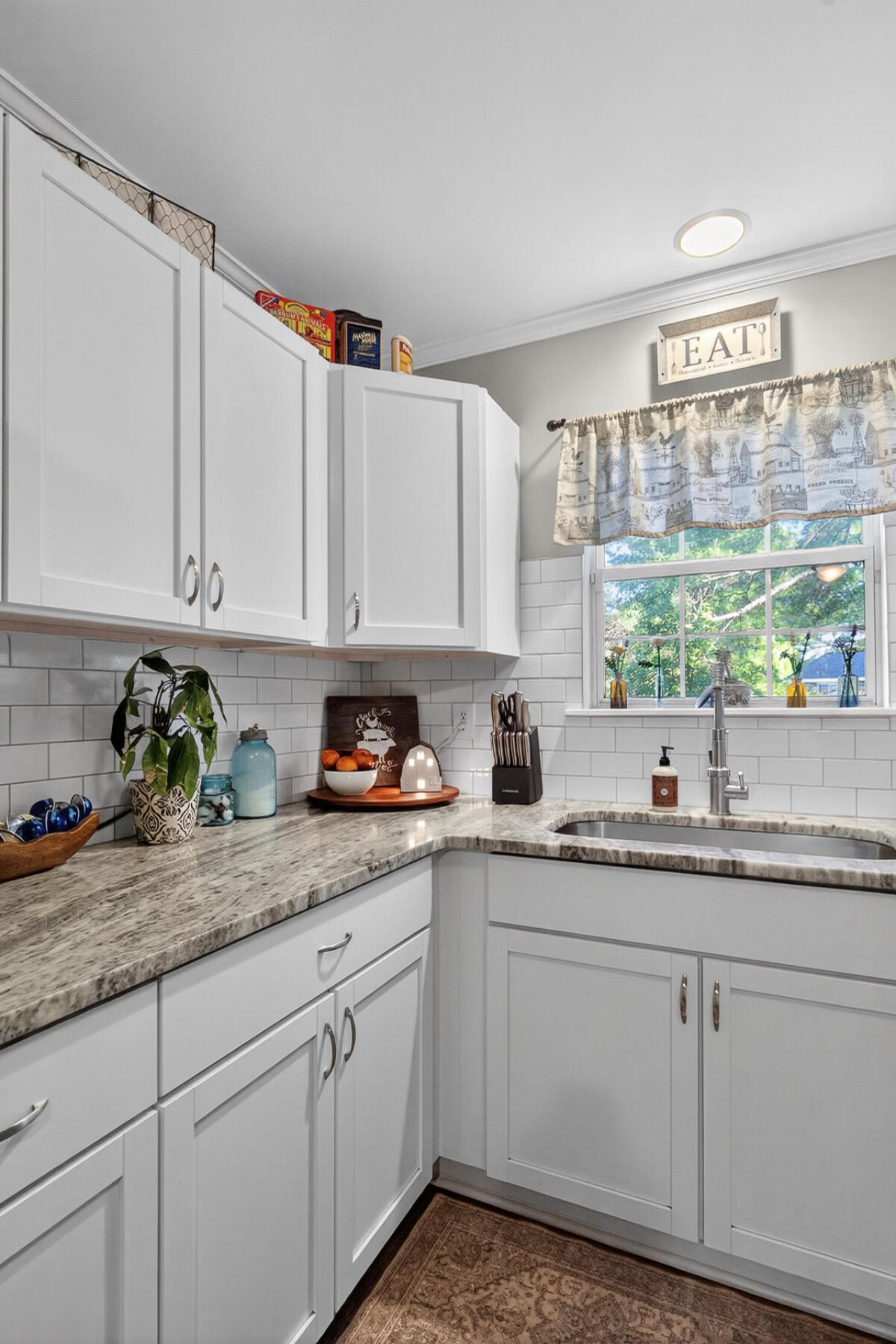 216 Azalea Court Photo 15