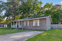 216 Azalea Court photo 4