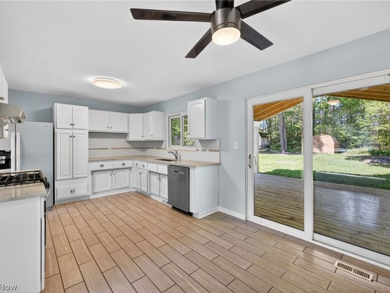 6588 Glenallen Avenue , Solon, OH 44139 Photo 13