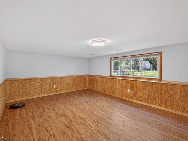 6588 Glenallen Avenue , Solon, OH 44139 Photo 17