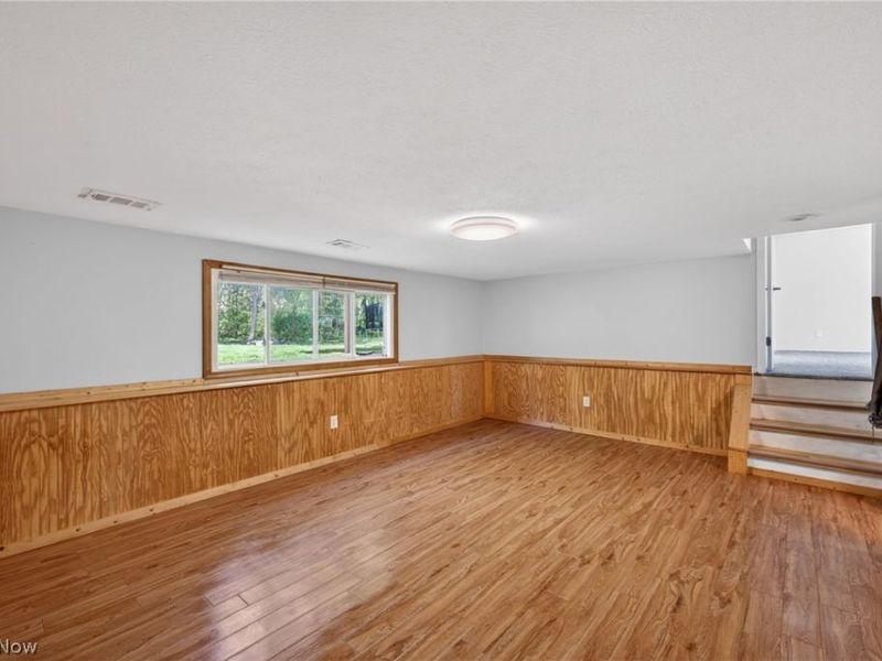 6588 Glenallen Avenue , Solon, OH 44139 Photo 21