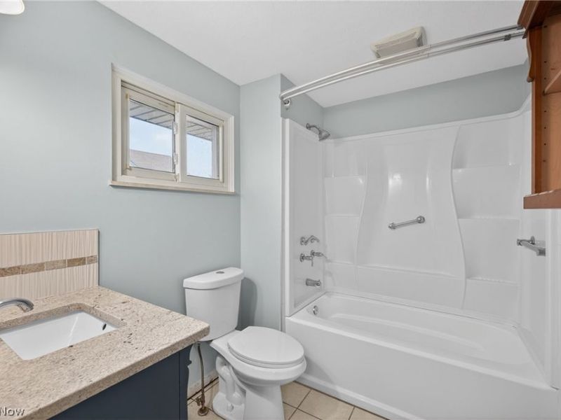6588 Glenallen Avenue , Solon, OH 44139 Photo 28