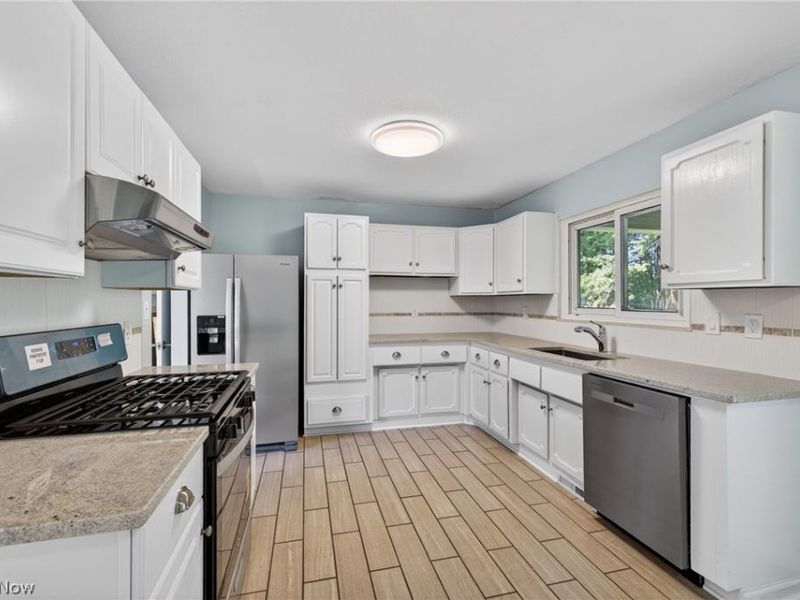 6588 Glenallen Avenue , Solon, OH 44139 Photo 8