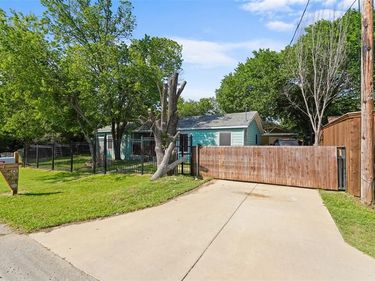 12809 Sultana Street, Dallas, TX 75253