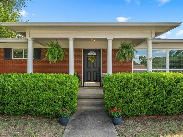 732 Arliss Drive, Woodway, TX 76712