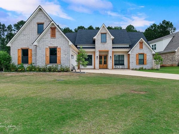 414 Newburn Lane , Shreveport, LA 71106