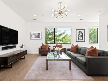 1430 Grigsby Avenue, Unit 103, Dallas, TX 75204
